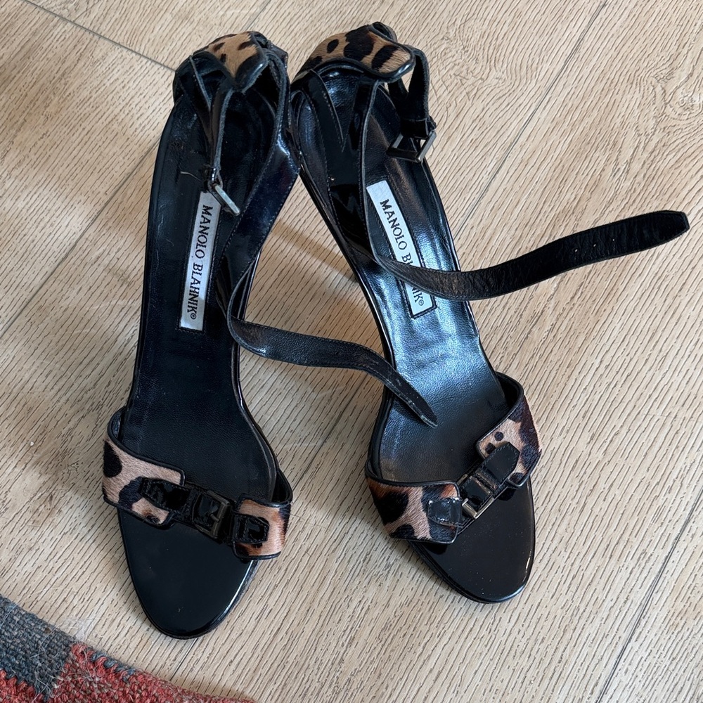 Manolo Blahnik Leopard Print and Black Heels